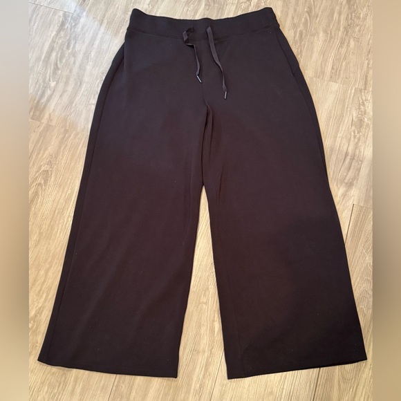 SPANX® AirEssentials Cropped Wide Leg Pant NWOT - Picture 4 of 6